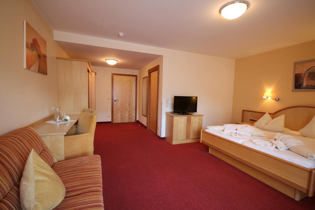 Hotel Gasthof Neuner Imst Exterior foto